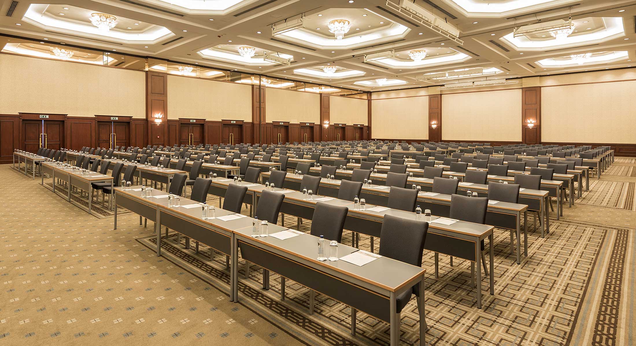 35-fuji-ballroom-2